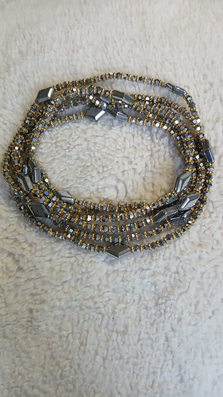 Baya, Bine Bine, Perles de reins, Cristal
