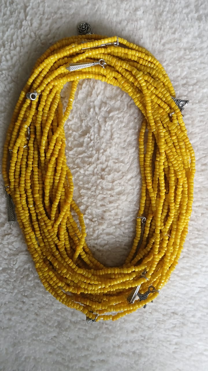 Baya, Bine Bine, Perles de reins