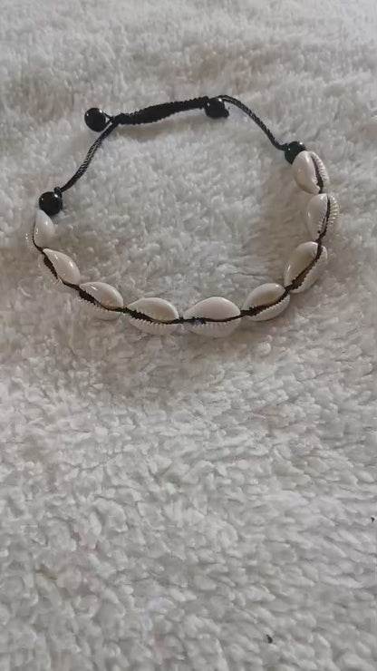 Chaines de chevilles, Coquillage Cauris